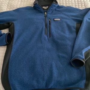 Patagonia 1/2 zip sweater performance blue size large slim fit